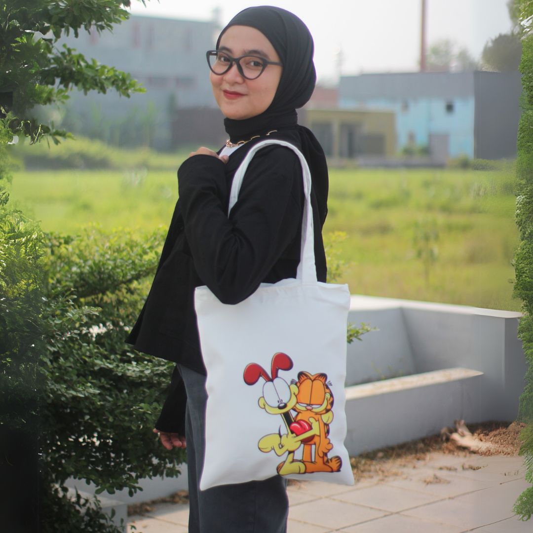 8 Keunggulan Tote Bag Custom yang Bikin Acara Anda Lebih Berkesan