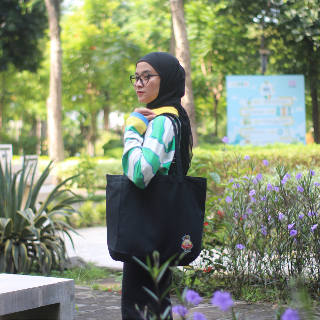 7 Tips Mendesain Personal Tas Kanvas yang Unik dan Fungsional